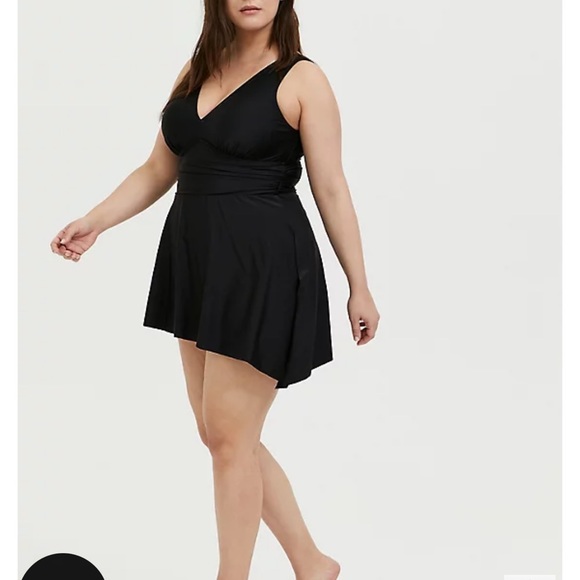 NWT 2X Torrid Asymmetrical Swim Dress - Picture 2 of 9